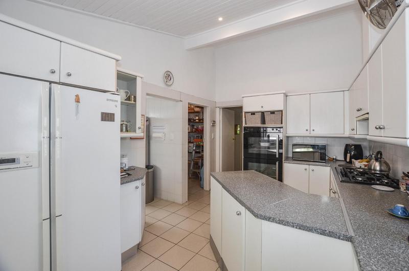 6 Bedroom Property for Sale in Welgemoed Western Cape